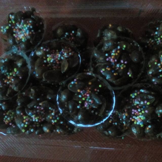 

Kacang coklat