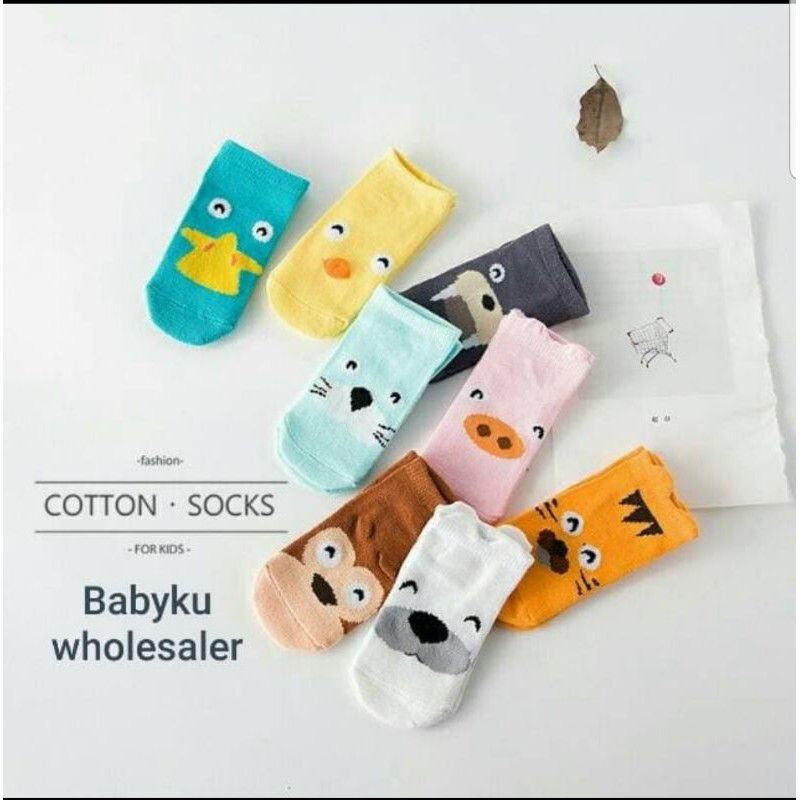 kaos kaki bayi karakter import