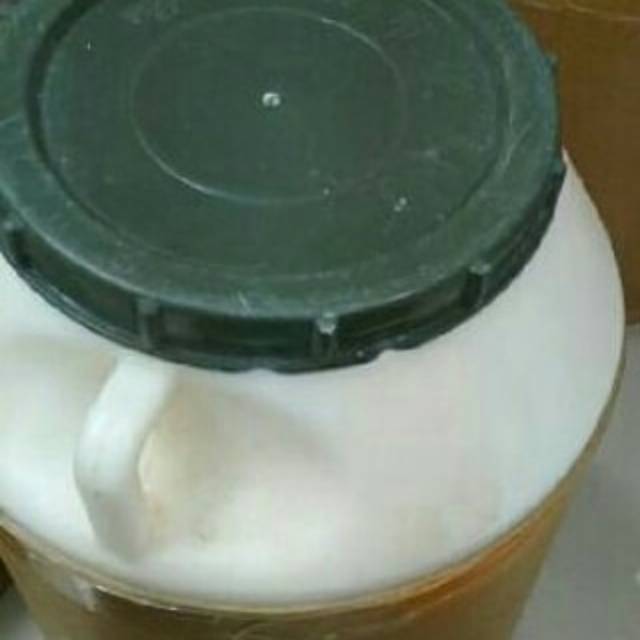 Cream galon import 1 / cream kw1 putih gading 25kg