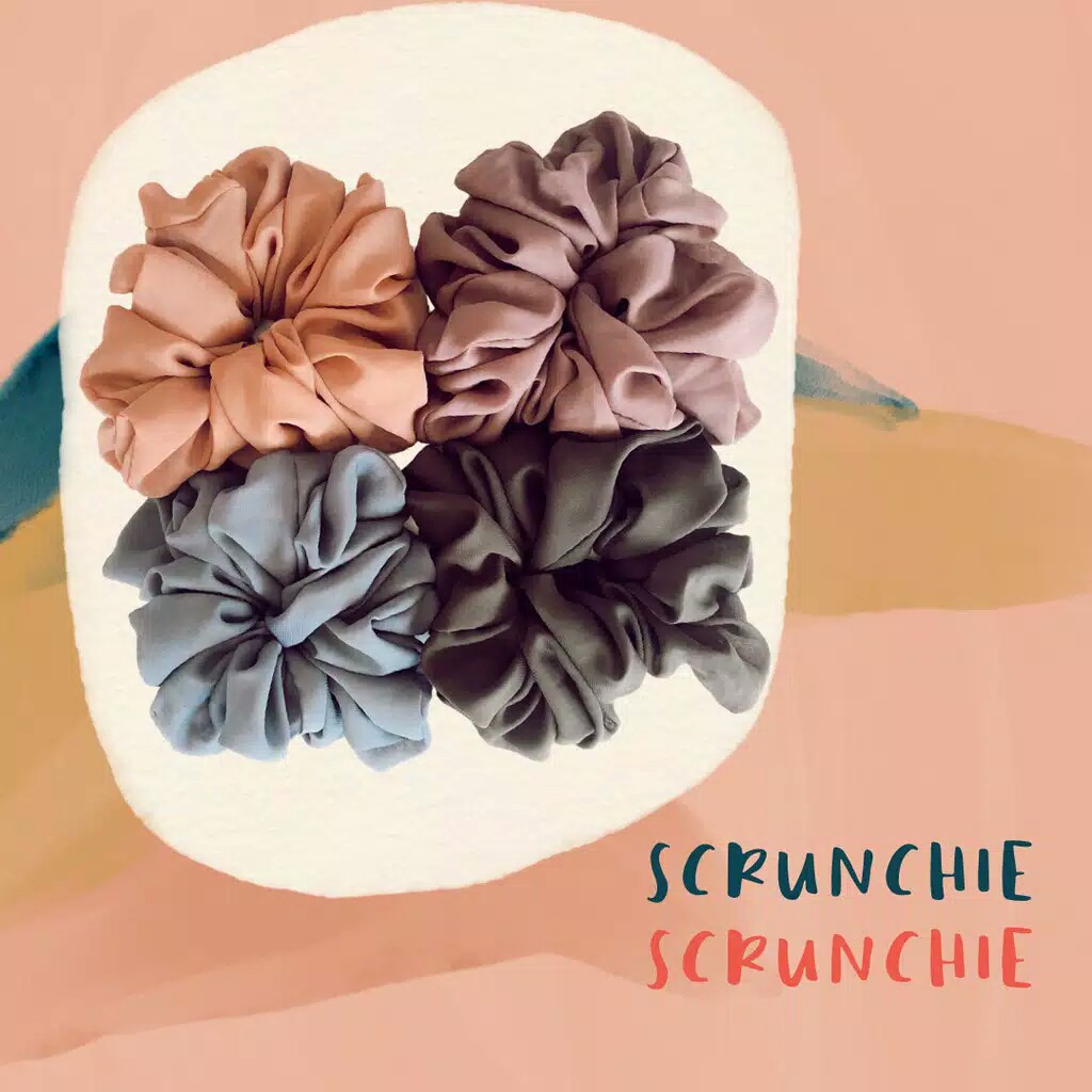 JUMBO Scrunchie