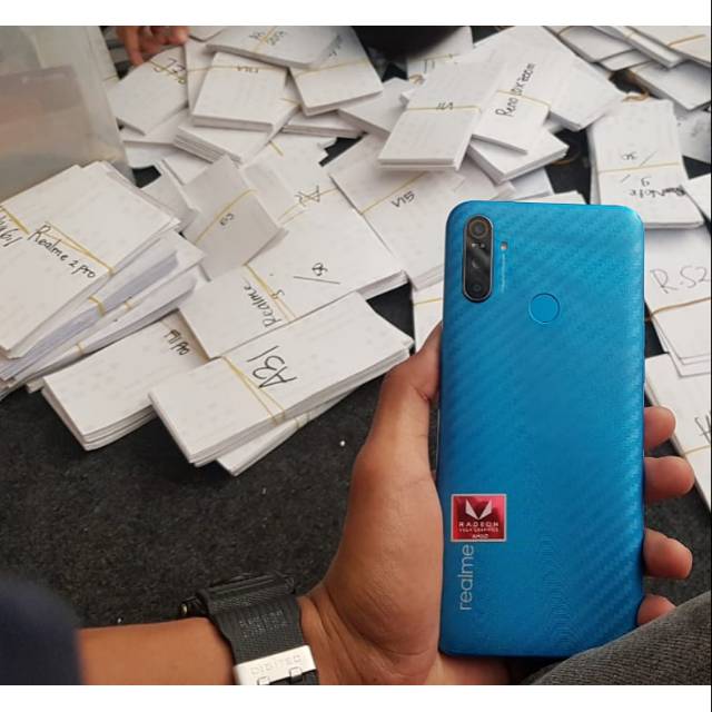 SKIN KARBON REALME C3