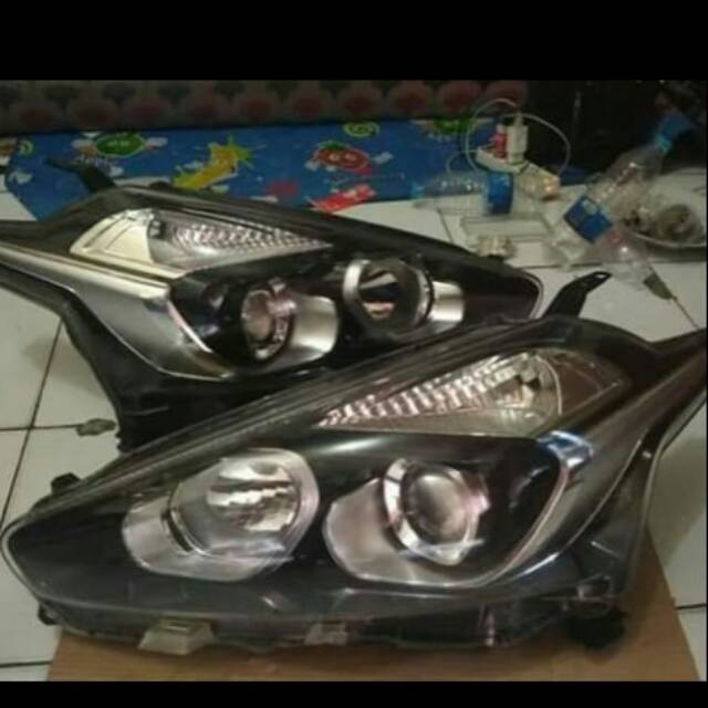 Headlamp sienta type v/G