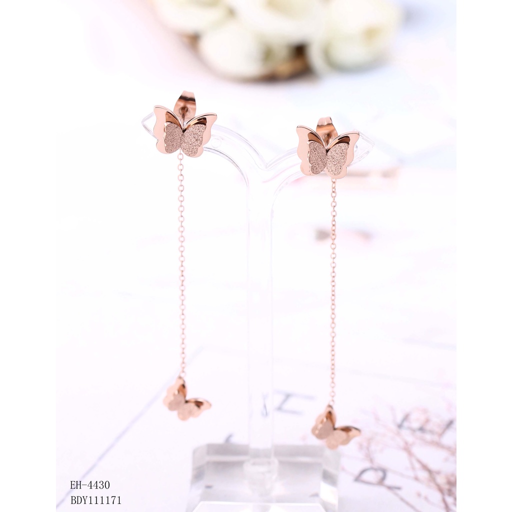 Anting tusuk titanium kupu 024