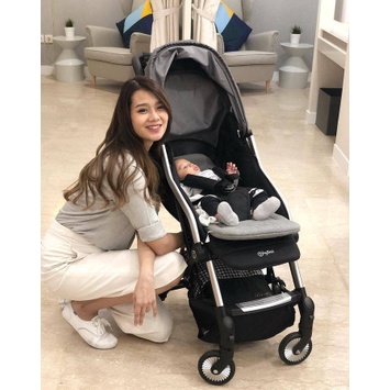 Hybrid Cabi Stacy Charcoal + Seat liner - Stroller Hybrid