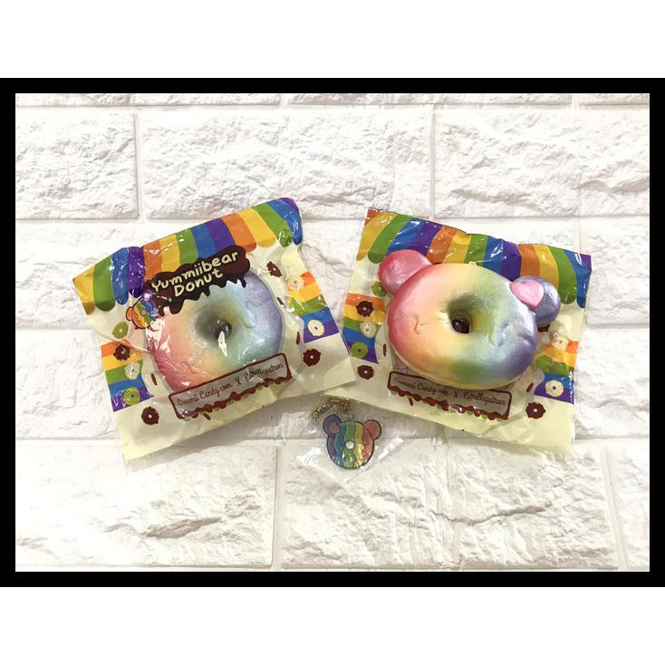 SQUISHY LICENSED  YUMMIIBEAR DONUT (RAINBOW)