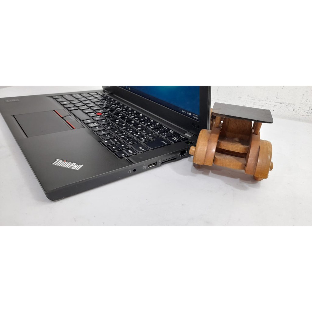 Laptop 12inch Lenovo Thinkpad X250  Bergaransi