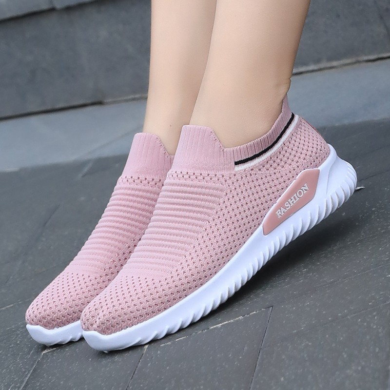 Sepatu  Slip On Wanita Import - Sepatu Santai Terbaru