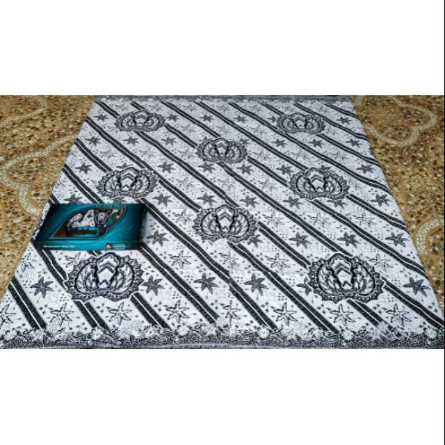SARUNG BATIK HALUS SUJIWO TEJO