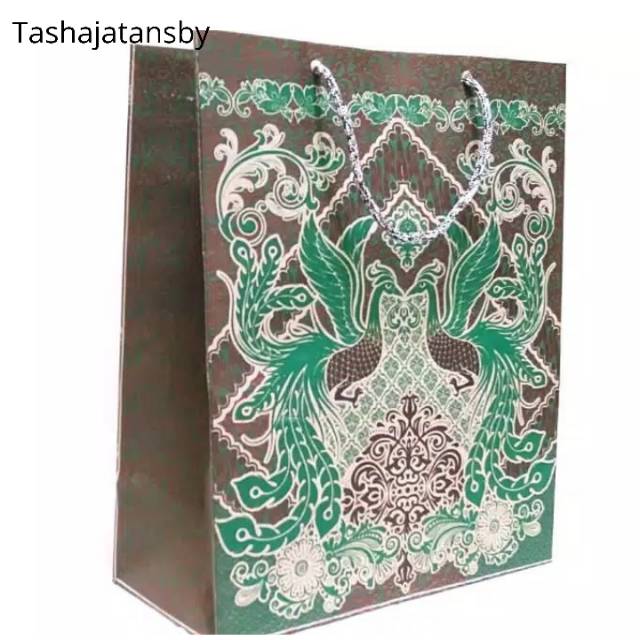 

PAPER BAG / TAS KERTAS BATIK 2 WARNA (20×10×25)