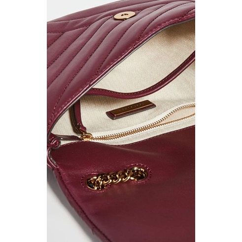 Tory Burch Kira Chevron Convertible Shoulder Bag Medium 27 Cm - Maroon