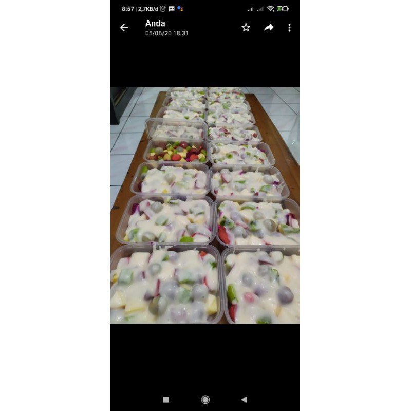 

Salad buah segar