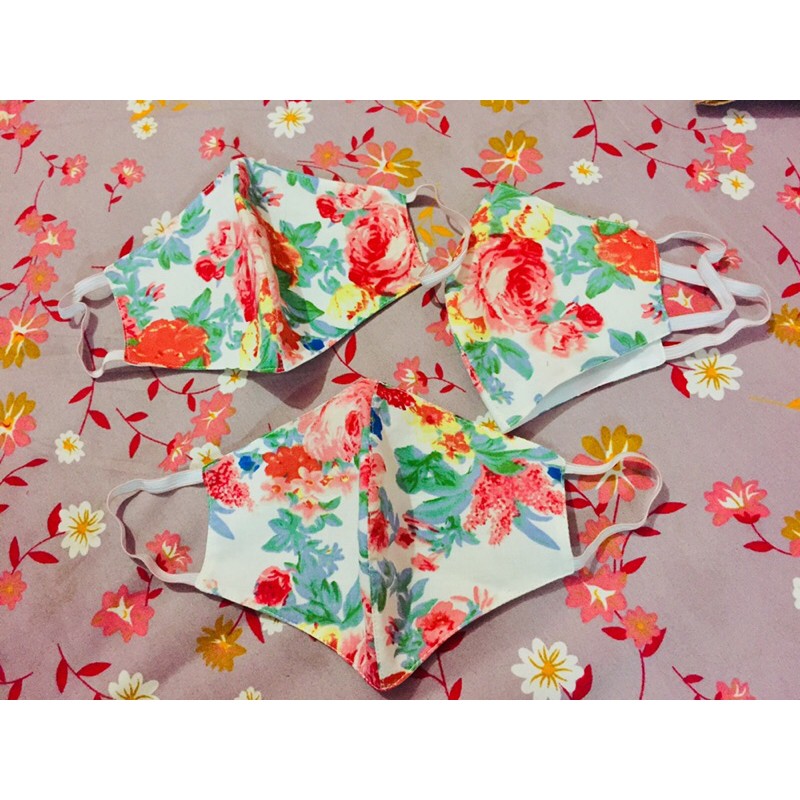 Masker Kain Motif Bunga