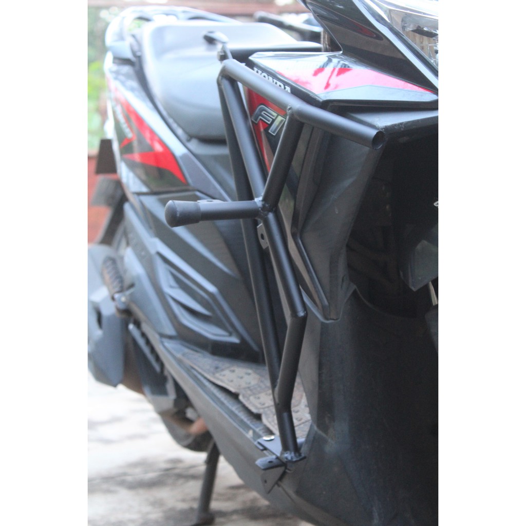 crashbar/ bodyguard/ tubular/ variasi/ palang lampu/ Vario crasbar led 125/150