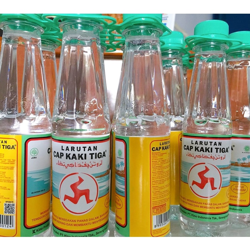 Larutan Penyegar Cap Kaki Tiga - Original Kemasan Botol 200 ml