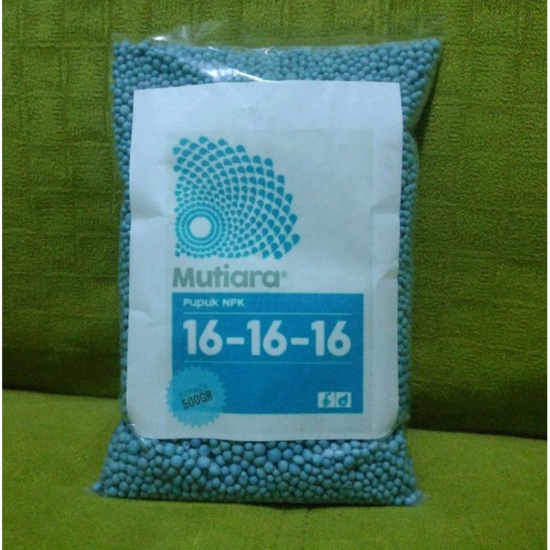 Pupuk NPK Mutiara Biru 16-16-16 500 gram