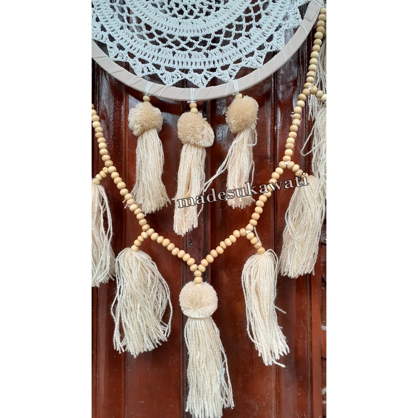 Dream catcher sulaman benang variasi kalung bola pom pom diameter 31cm