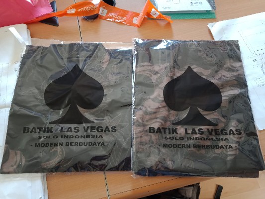 Kemeja Batik Pria Bahan Katun Premium Reguler Fit Prabu E010