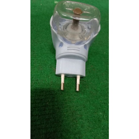 perangkap nyamuk elektrik