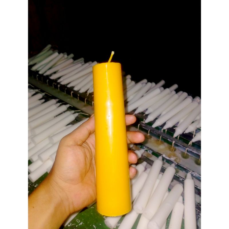 lilin sembahyang warna kuning