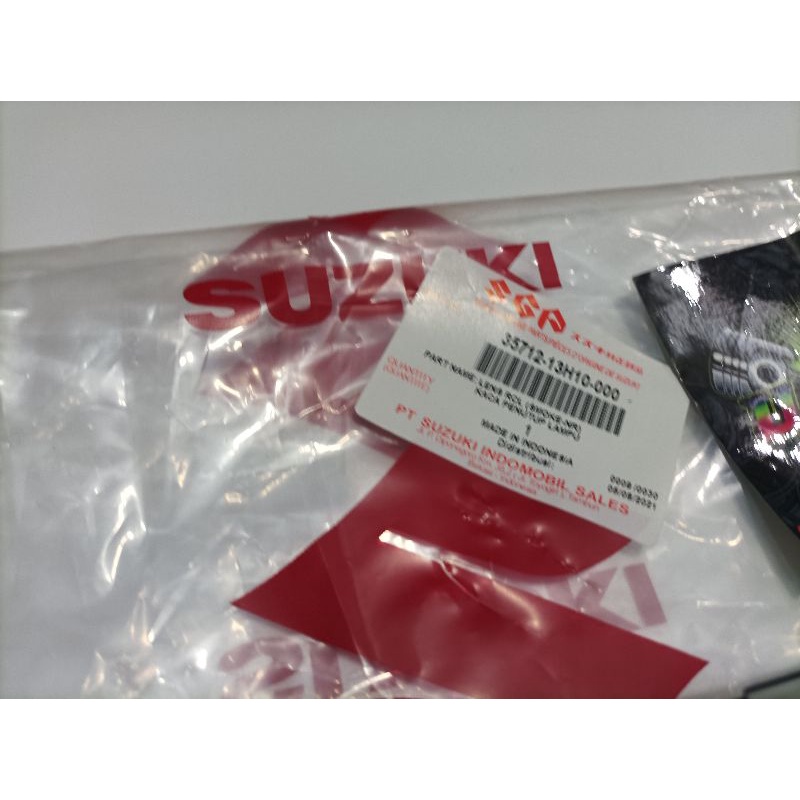 MIKA /KACA STOP LAMP BELAKANG SKYWAVE 125 NR SMOKE ORIGINAL SGP