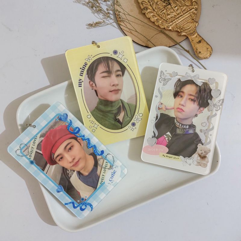 Acrylic Photocard PC Holder / Frame Keychain