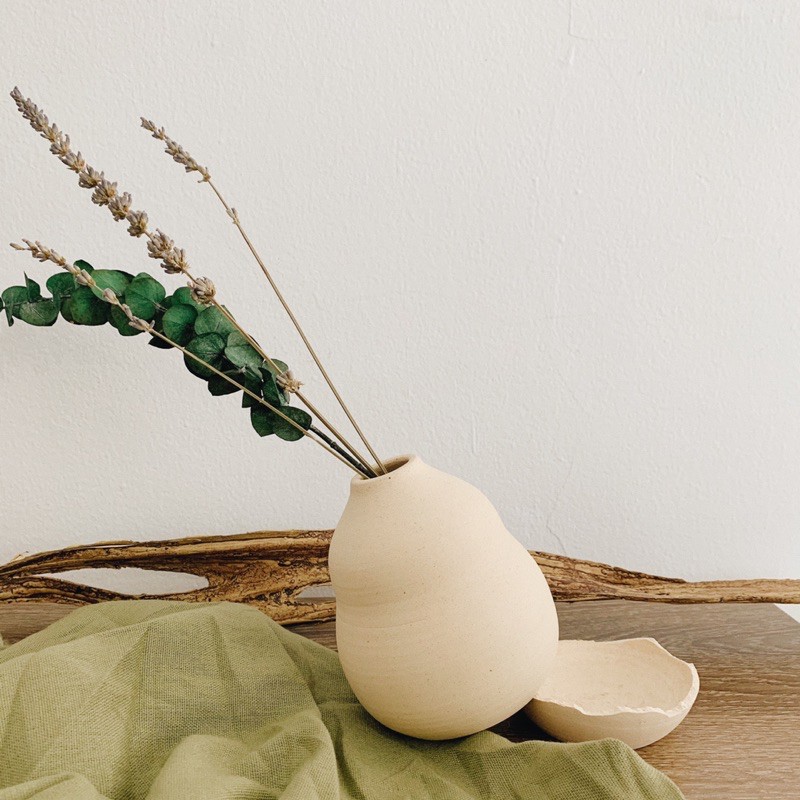 KIRO Vas Bunga Dried Flower Vase Bejana Bunga Keramik Aesthetic Korean Homedecor Vintage Unik Dekorasi Rumah Kamar Tidur Minimalis Pajangan Properti Foto Studio Scandi Japandi Retro Nordic Style