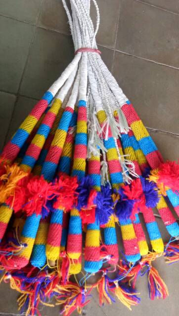 Pecut kepang / pecut tari / pecut rotan / pecut bopo / cambuk / pecut / barongan / barongan kediri / barongan klasik / barongan devil / ganongan / topeng ganong / bujang ganong / celeng / jaranan / kuda kepang / kuda lumping / udeng / kenong / mainan anak