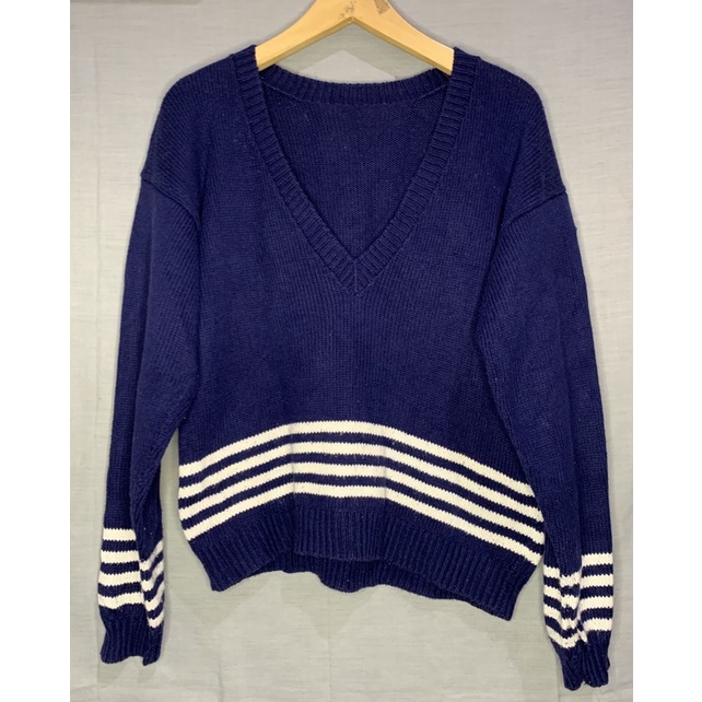 Blouse Rajut Kerah V Blouse Rajut Wanita List Putih Rajut Tebal
