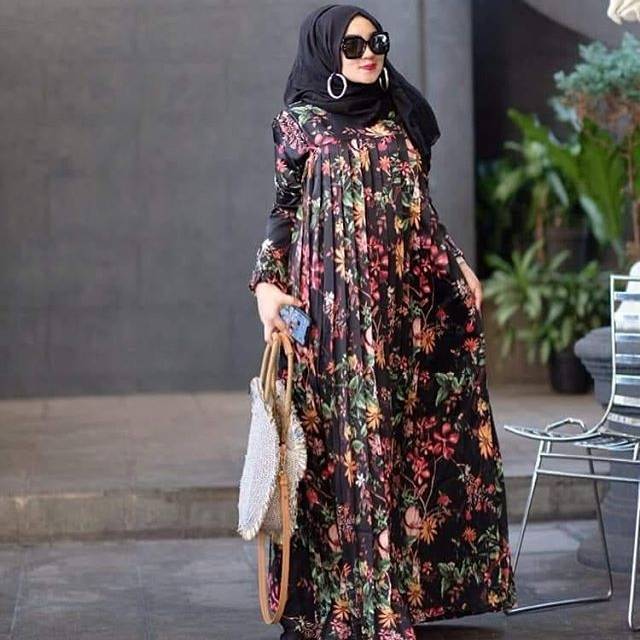 Dress plisket flower