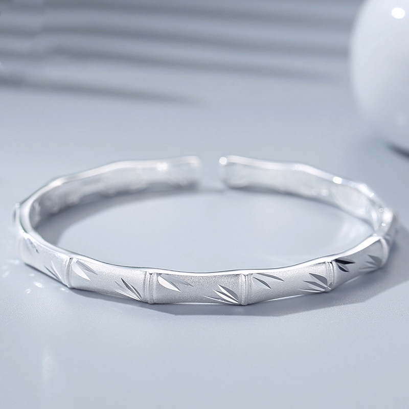 Gelang Model Terbuka Bahan Stainless Steel Lapis Silver S999 Untuk Wanita