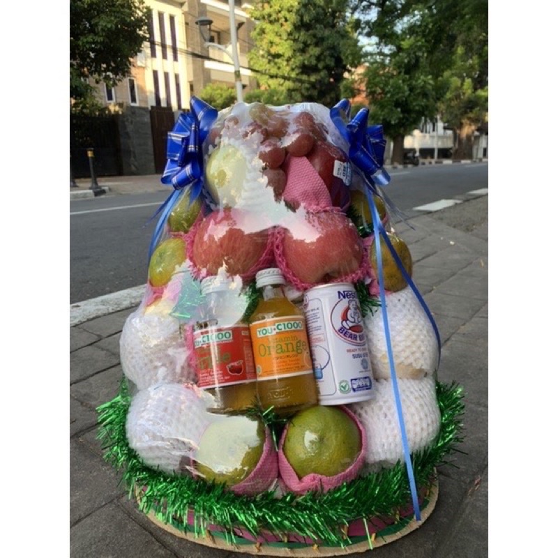 

Parcel buah ukuran M/hampers buah
