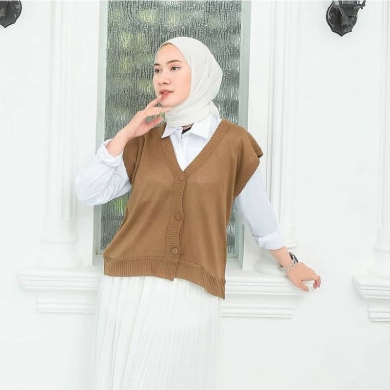 VEST RAJUT KANCING/ ROMPI RAJUT KANCING / VEST RAJUT KANCING KOREA/ Rompi Rajut -  - Rompi Rajut/ BUTTON VEST CARDY ROMPI KARDIGAN RAJUT WANITA/ VEST RAJUT WANITA KOREA MURAH PREMIUM/  VEST RAJUT KANCING / VEST RAJUT PREMIUM / ROMPI KANCING /