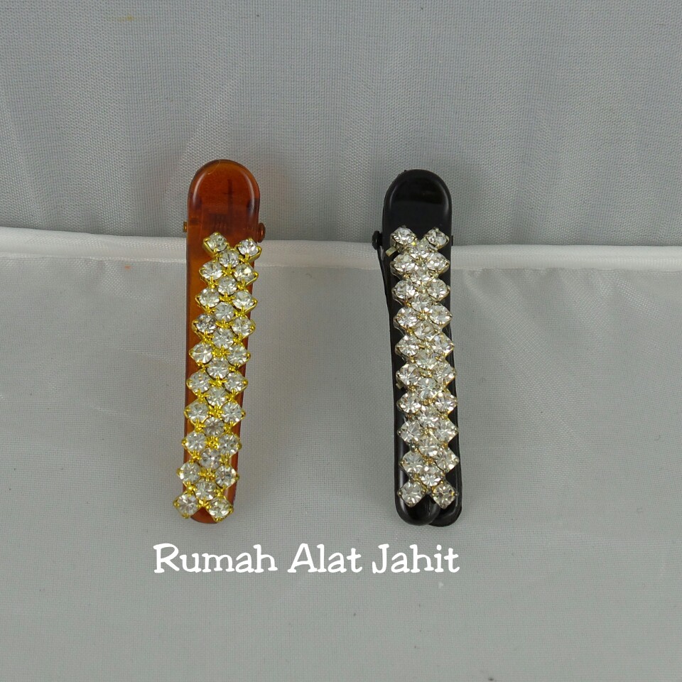 Jepit Rambut / Hair Clip Permata Baris Silang 4.5cm (sepasang)