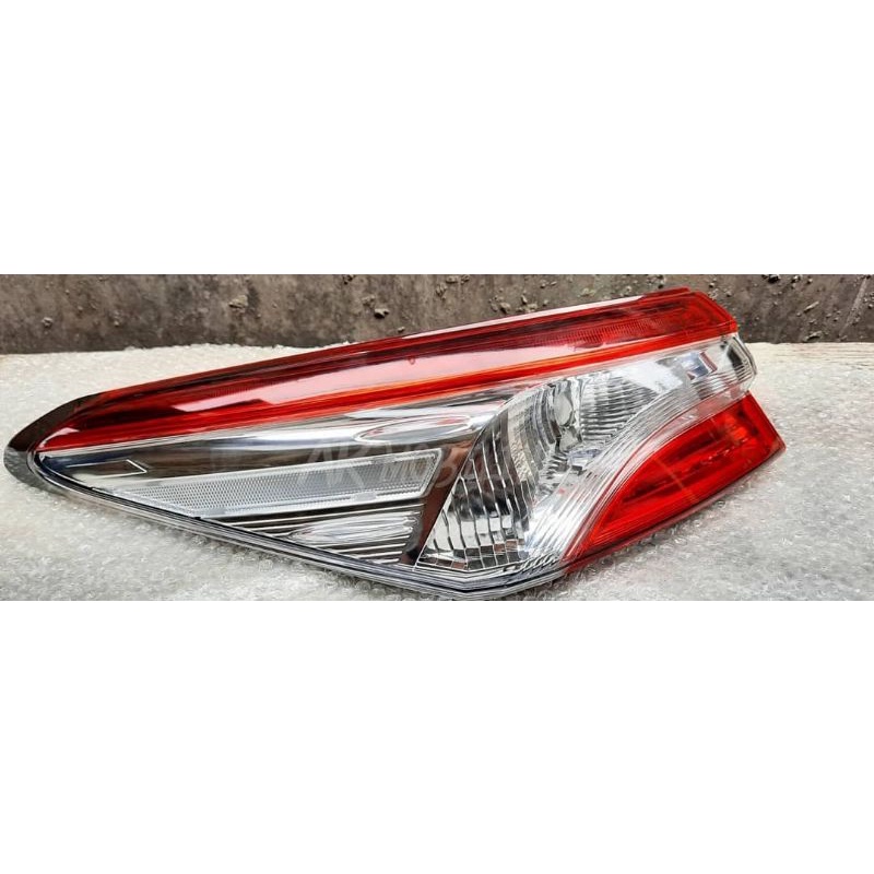 stoplamp camry 2019-2020