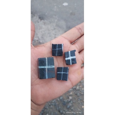 bahan batu akik tapak jalak super langka batu hitam garis tembus bawah