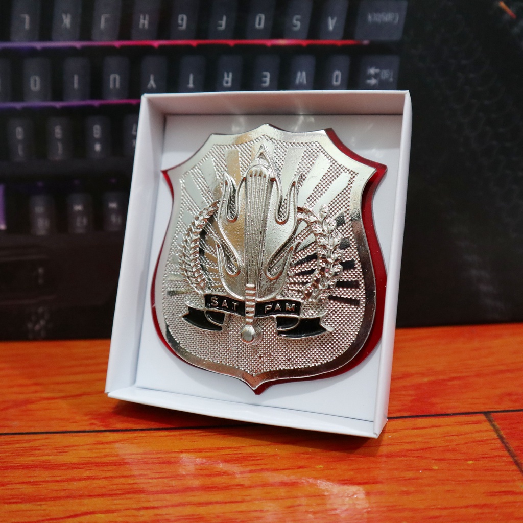 kewenangan satpam cembung silver akrilik 7cm