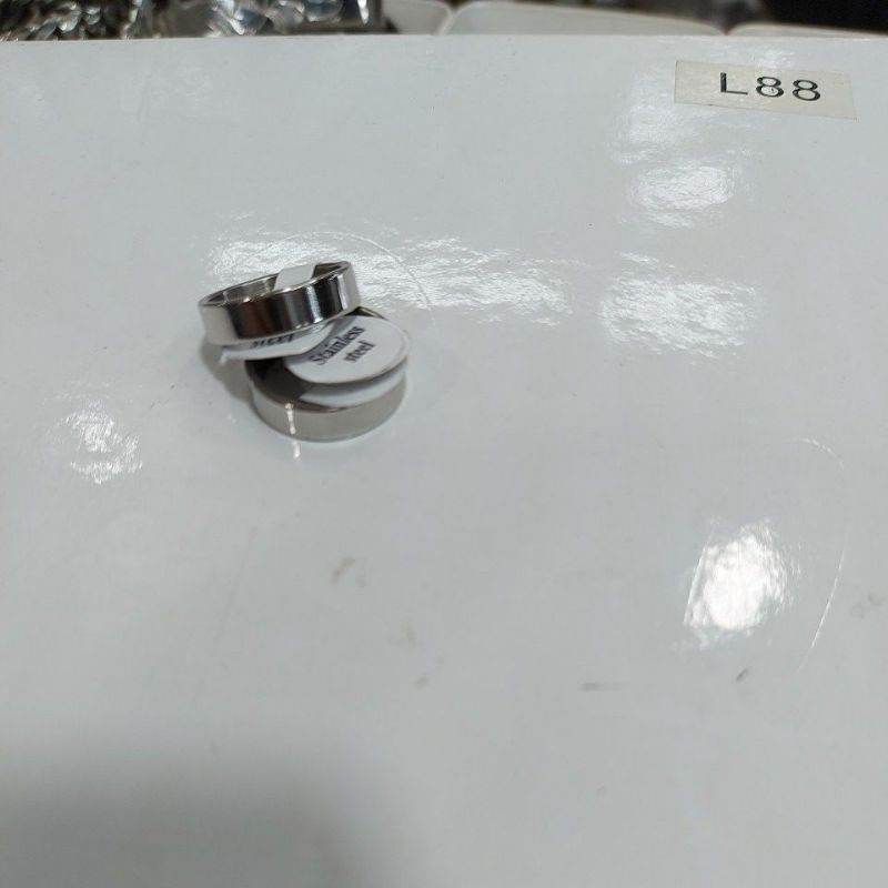 CINCIN STAINLESS STEEL/TITANIUM perbox isi 36pcs