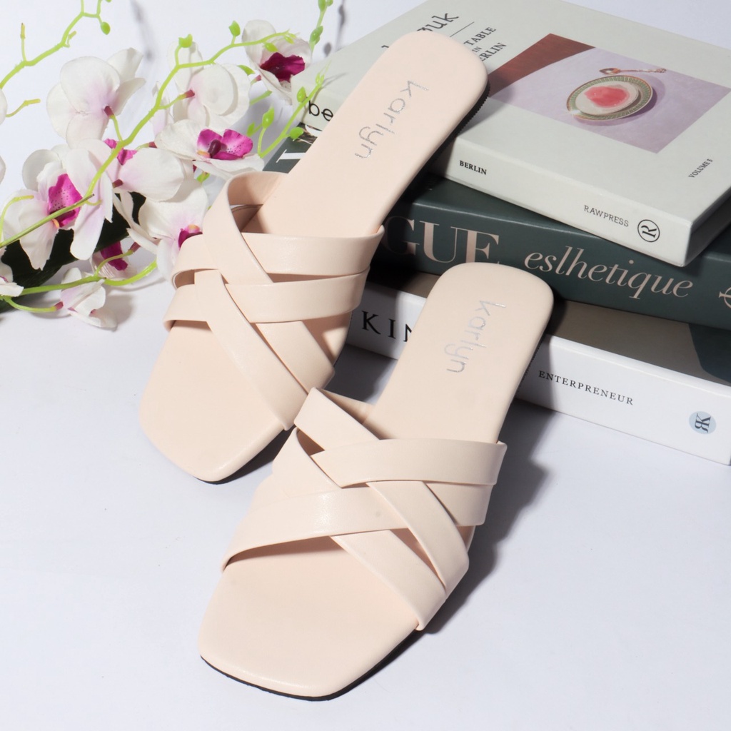 Karlyn Cleo Sandal Wanita