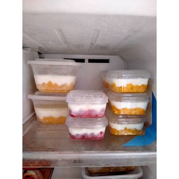 

furútsuaisumiruku atau fruit desserts
