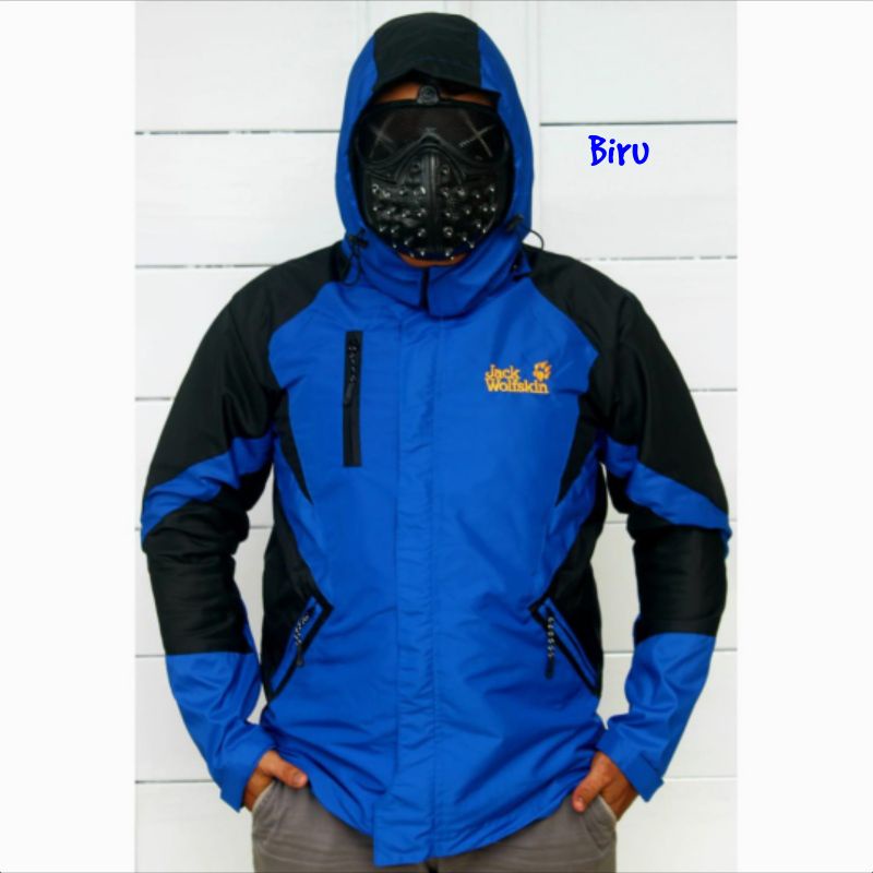 Jaket Gunung Tracking JWS Jack Wolfskin Biru Muda Waterproof Malang WINDBREAKER