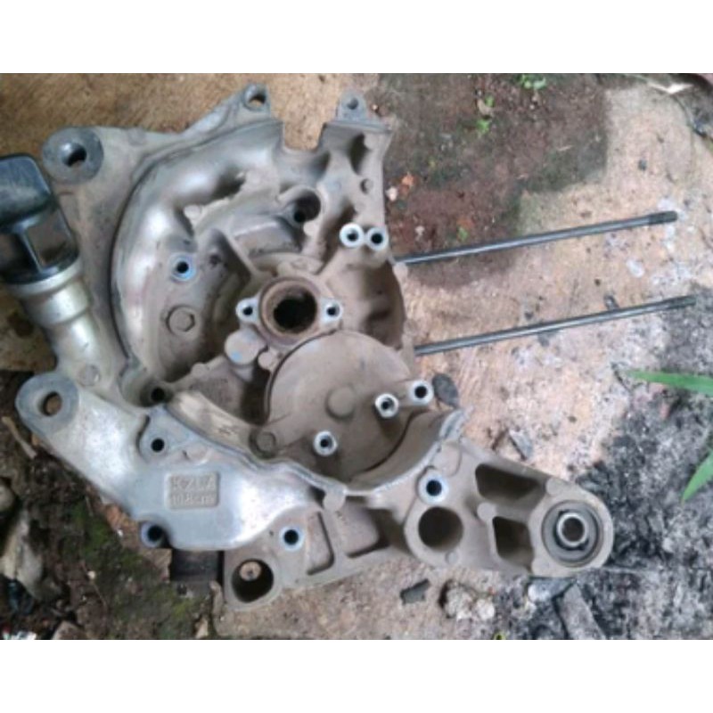 Crankcase Mesin Kanan Kalter Mesin Kanan Oil Honda BEAT FI KZL Original Copotan Motor