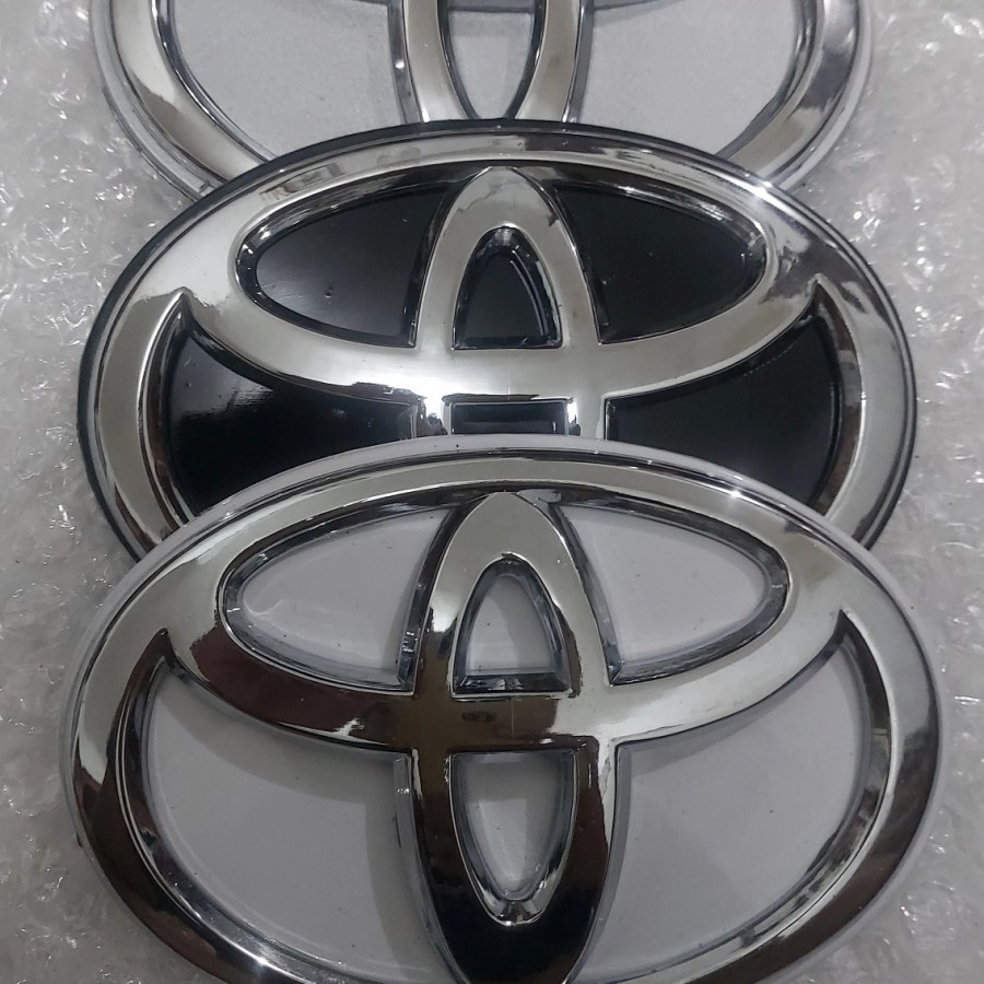 EMBLEM LOGO MEREK LAMBANG BELAKNG COVER BAN SERAP SEMUA MOBIL TOYOTA RUSH TRDSPORTIVO ULTIMO 2014 20