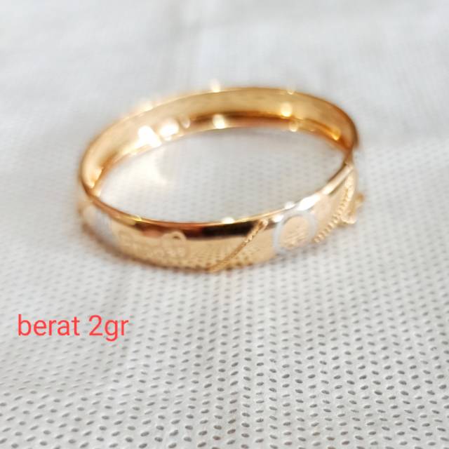Gelang anak bangkok