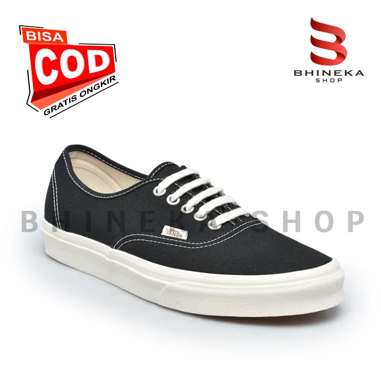 Free Kaos Kaki Sneaker Sepatu Vans Authentic Black White