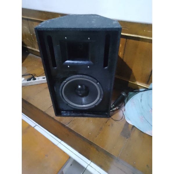 speaker aktif untuk karaoke