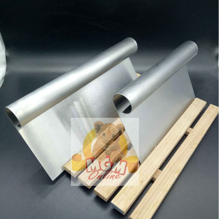DOUGH CUTTER / PASTRY SCRAPPER Stainless Steel Pemotong Adonan 15CM