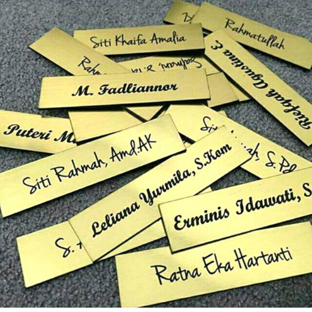

Name tag / Plat nama