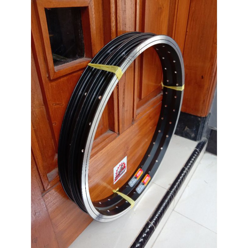 RIM / VELG ARAYA 16 PLUS 349 28 HOLE  VELG ARAYA 16 X 1 3/8   VELG ARAYA 16 BALAP 349 28 HOLE