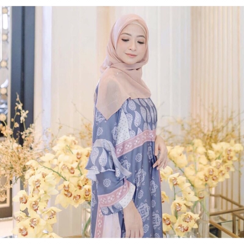 LEMBARAN DRESS/ gamis/baju muslim Vanilla Hijab classic blue size L- Original/Ori (NEW)