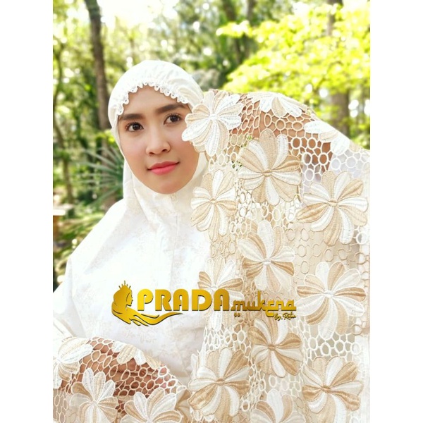 MUKENA PRADA GOLDEN KEMBANG API